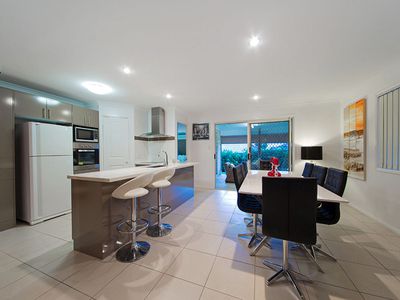 4 Letitia Place, Wakerley