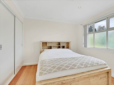 2 / 90 Railway Parade, Pascoe Vale
