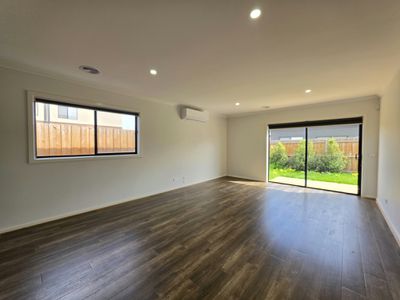 9 Bonito Street, Melton South