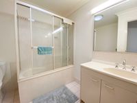 8 / 45 Nyanza Street, Woodridge