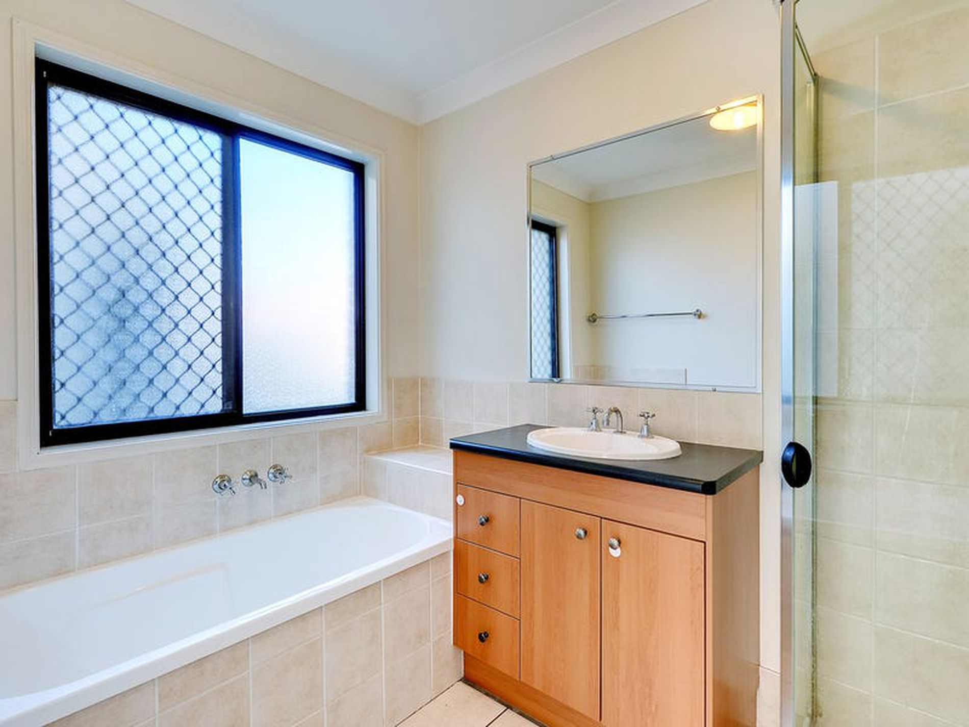 23 Sutherland Crescent, Goodna