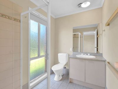 2 Rembrandt Court, Bundoora