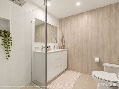 1102 / 4 COMO CRESCENT, Southport