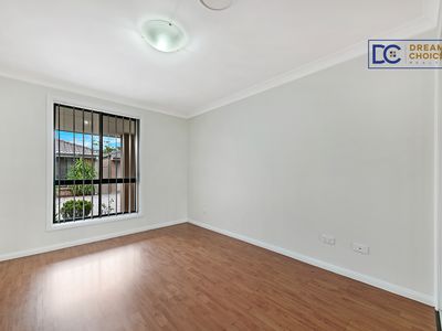 7 / 15 Tungarra Road, Girraween