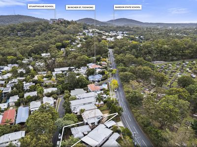 38 Richer Street, Toowong