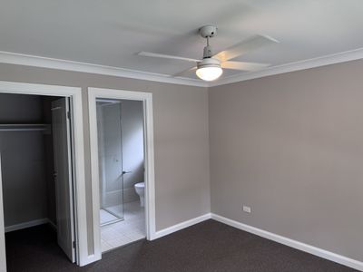 1 The Bounty, Manyana