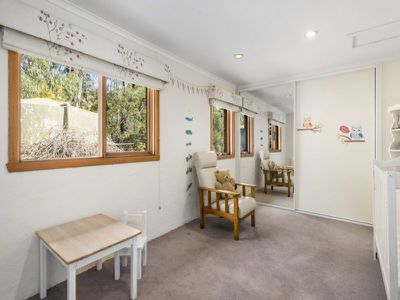 9 CLARKE STREET, Mount Macedon