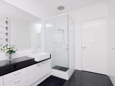 9 Cambridge Prom, Canning Vale