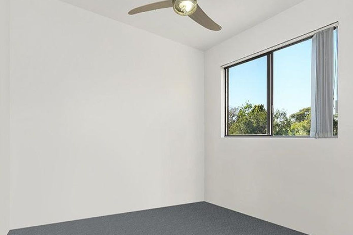10-12 Alfred Street, Westmead