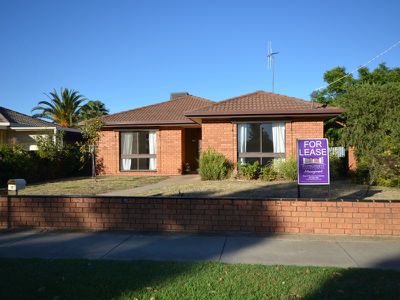 9 Knight Street, White Hills