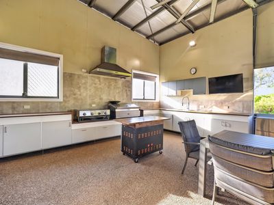1446 Midge Point Road, Midge Point