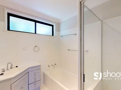 2 Meurer Court, Dubbo