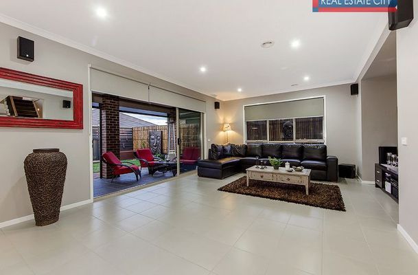 12 Doughty Road, Craigieburn