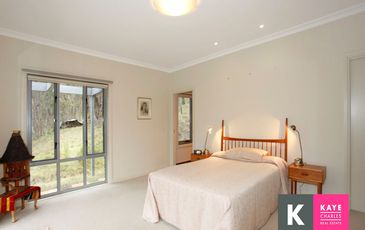 2 Brennan Avenue, Beaconsfield Upper
