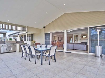 14 President Circuit, Karalee