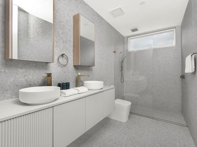 261A Elizabeth Drive, Vincentia