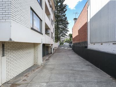 8 / 43 Roxburgh Street, Ascot Vale