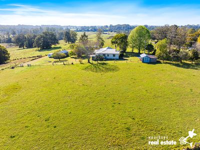 490 Beechwood Road, Beechwood