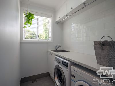 31 McInnes Street, Glencoe