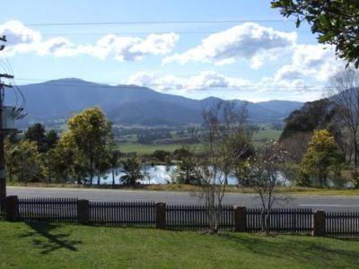 11 Kiewa Valley Highway, Tawonga South