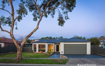 7 Castle Court, Beaconsfield