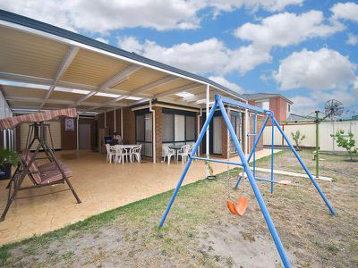 17 Sandpiper Street, Cairnlea