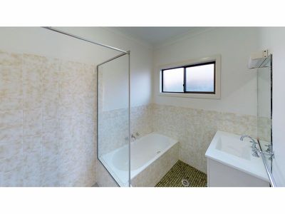 39 Hazelwood Drive, Dubbo