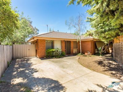 2B Vera Street, Werribee