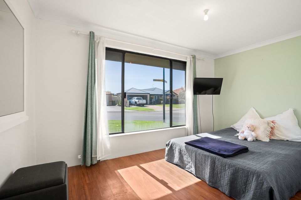 25 Seawind Drive, Rockingham