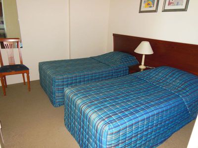 1006 / 182 Marine Parade, Labrador