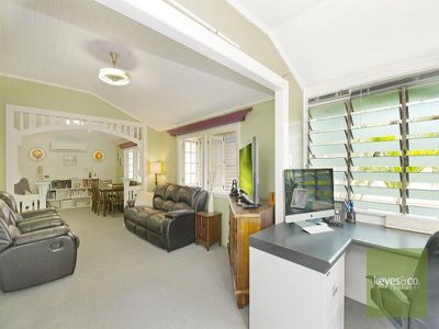 10 Humphrey Street, West End