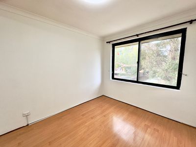 10 / 29 Fourth Avenue, Campsie