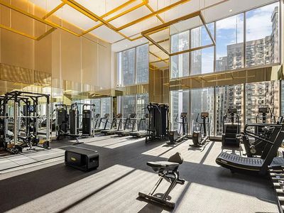 217 West 57th Street, New York, NY, International