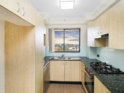 1405 / 5 Rockdale Plaza Drive, Rockdale