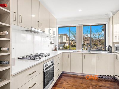 10 Badgery Street, Albion Park