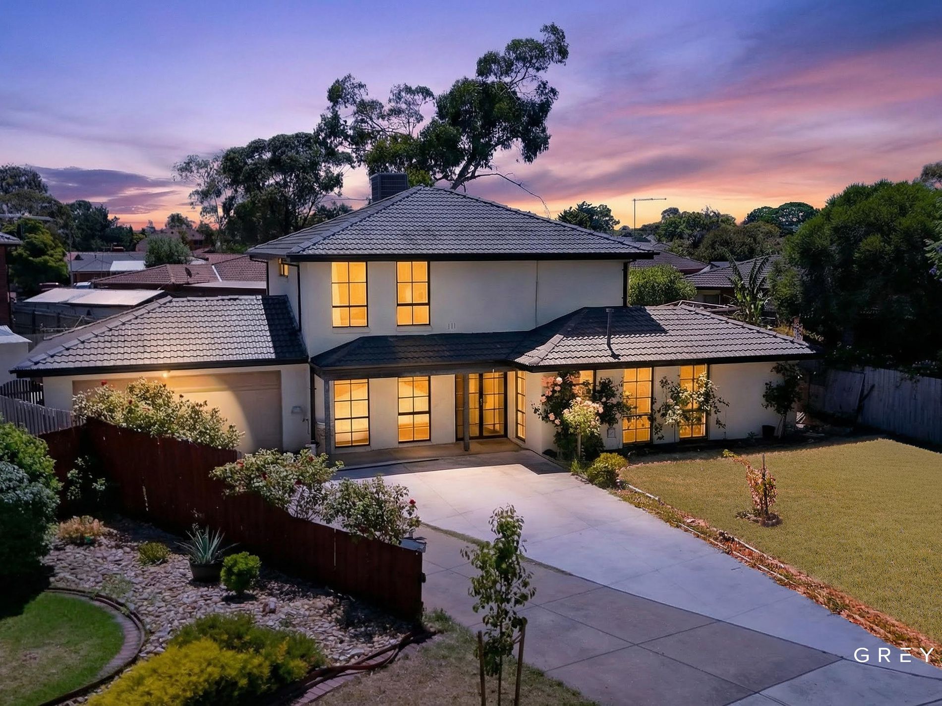 8 St John Place, Melton West