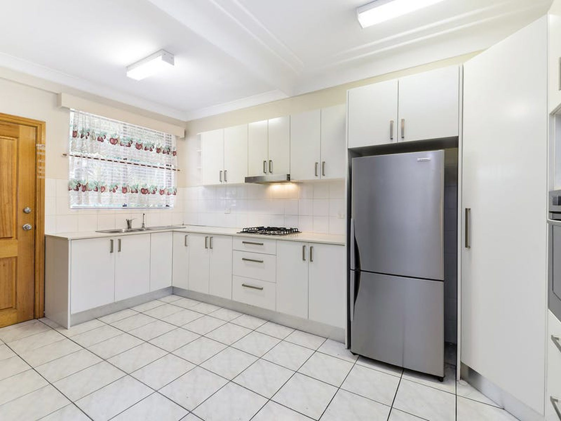 96 Wentworth Ave, Pagewood