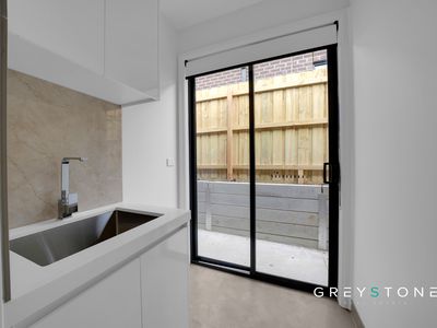 11 Platt Drive, Maddingley