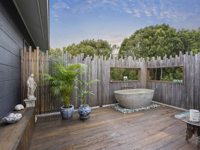 12 Warri Way, Currumbin Valley