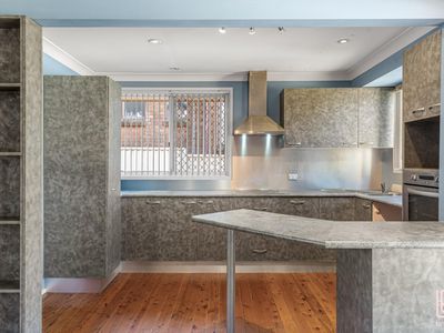 19 Swan Street, Kanwal