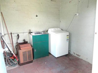 16 Riverview Road, Earlwood