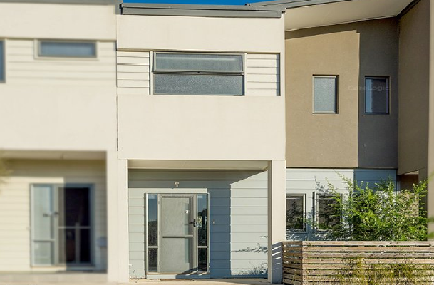 24 / 20 Hyde Park Avenue, Craigieburn