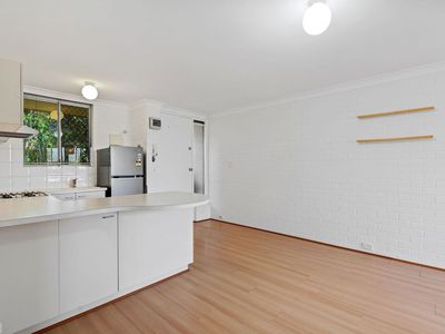 33 / 24 Pearson Street, Churchlands