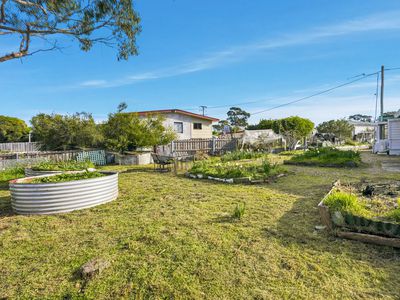 17 Erle Street, Carlton River