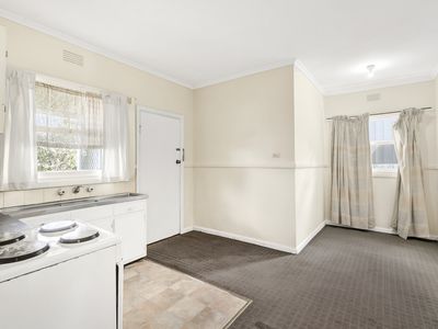 23 Cambra Road, Belmont