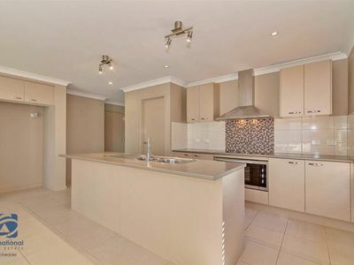 85 Skyview Avenue, Rochedale