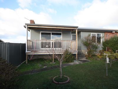 32 Lyons Street, Somerset