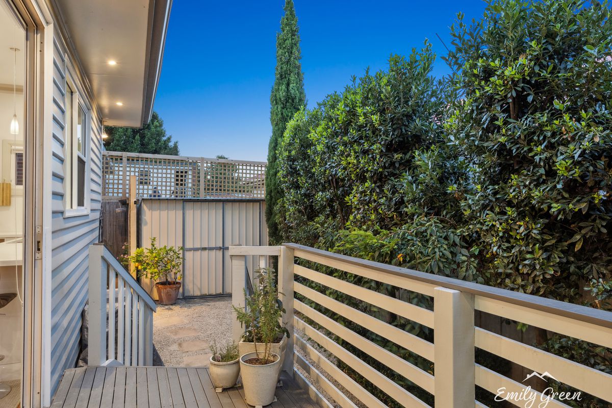 2 Greenlands Avenue, Sandy Bay