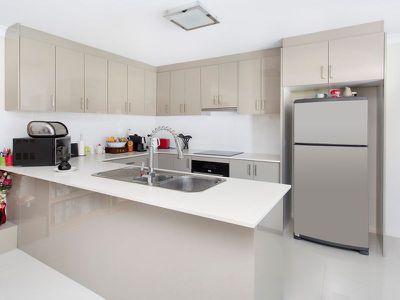 10 / 126 Kanahooka Rd, Kanahooka