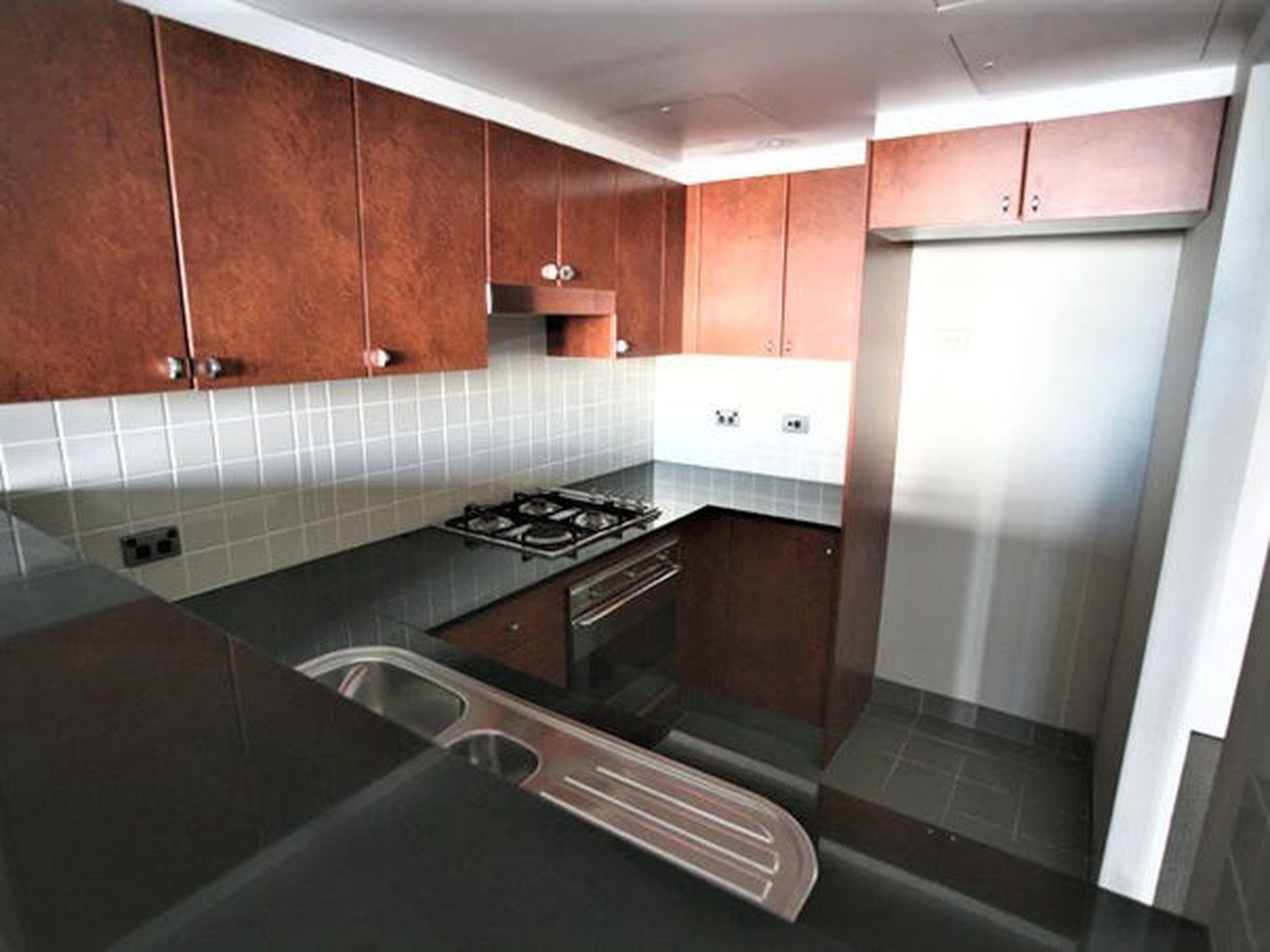 2202 / 1 Hosking Place, Sydney